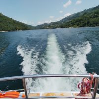 Galeria de Fotos - Barco Turístico de Vieira do Minho com passeios diários e opções exclusivas para grupos
